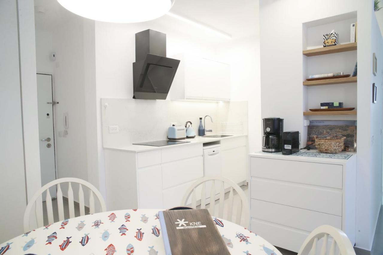 Bugrashov - Charming, Amazing & Quiet 2 Rooms Tel Aviv Exterior foto
